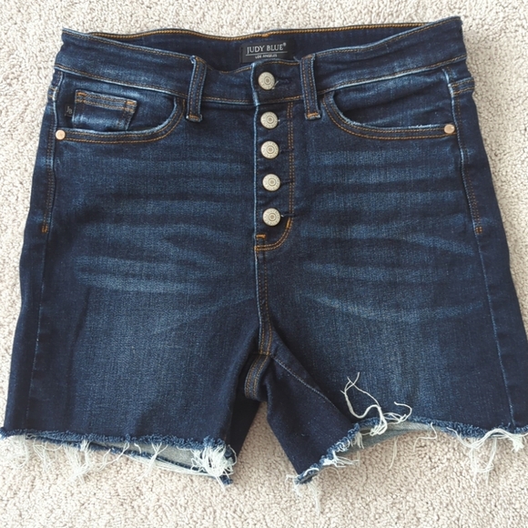 Judy Blue Pants - Judy Blue Womens Essentially Yours Button Fly Shorts Large Dark Wash Cutoff Fray